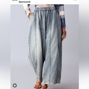 Stylish Women's Blue Jeans